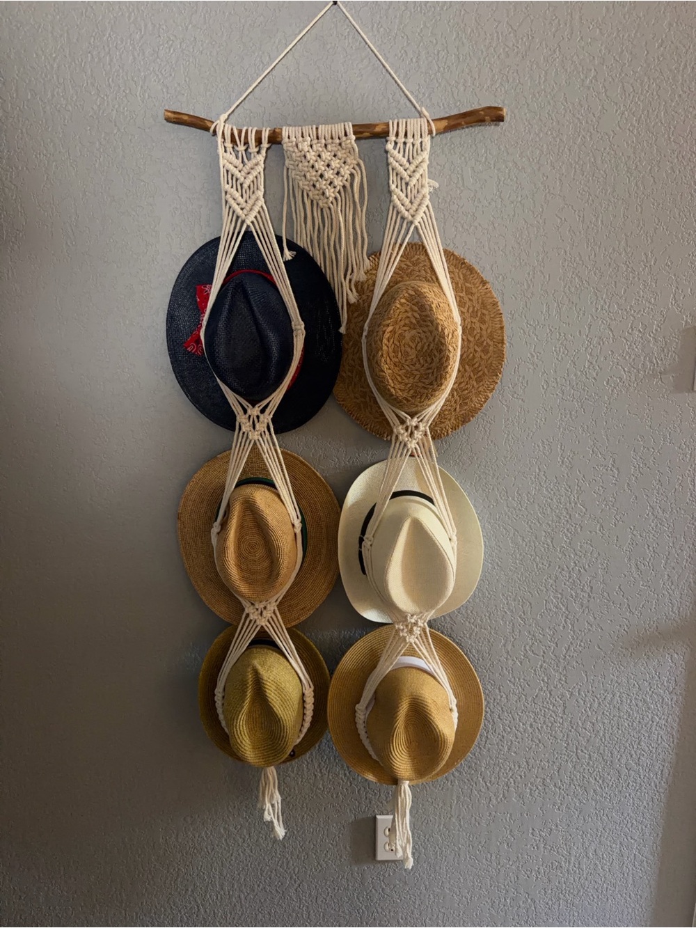 Hat Organizer with Macramé Hanger
